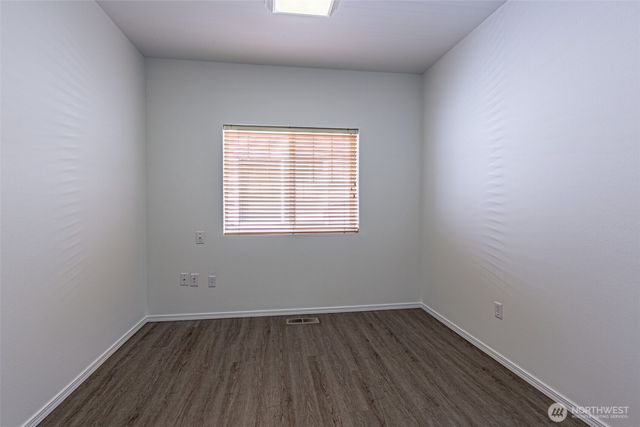 14429 Riverwalk Drive E, Sumner, WA 98390