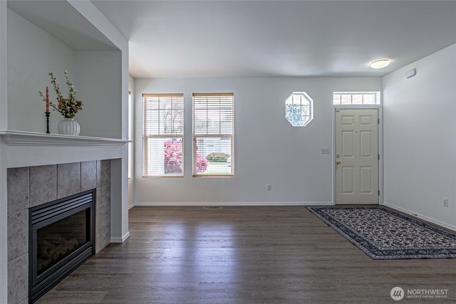 14429 Riverwalk Drive E, Sumner, WA 98390
