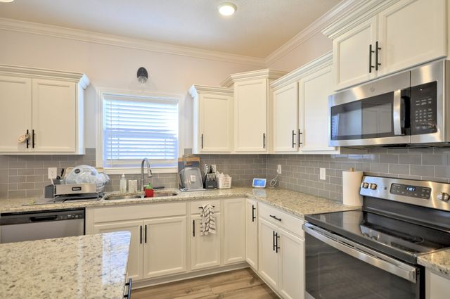 279 BLUEBRIAR TRCE, Clarksville, TN 37043