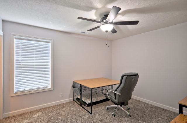 279 BLUEBRIAR TRCE, Clarksville, TN 37043