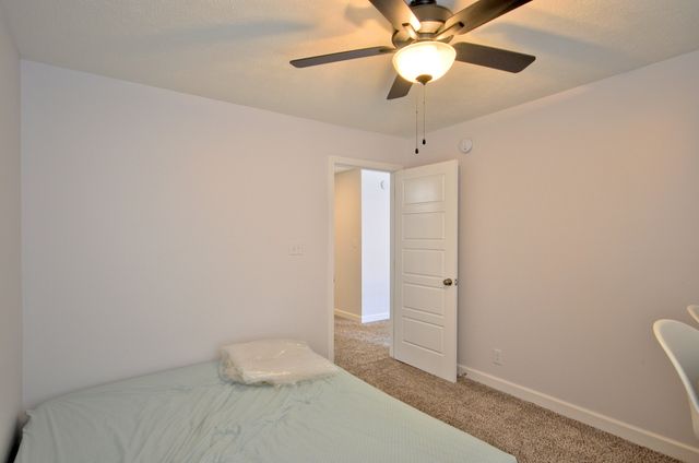 279 BLUEBRIAR TRCE, Clarksville, TN 37043