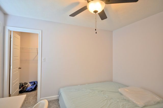 279 BLUEBRIAR TRCE, Clarksville, TN 37043