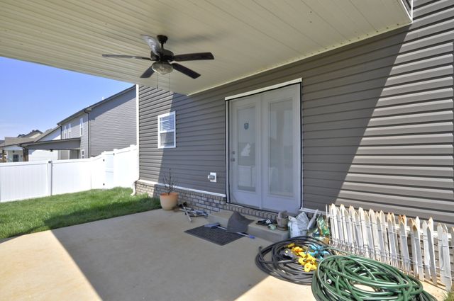 279 BLUEBRIAR TRCE, Clarksville, TN 37043