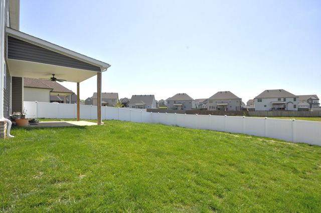 279 BLUEBRIAR TRCE, Clarksville, TN 37043