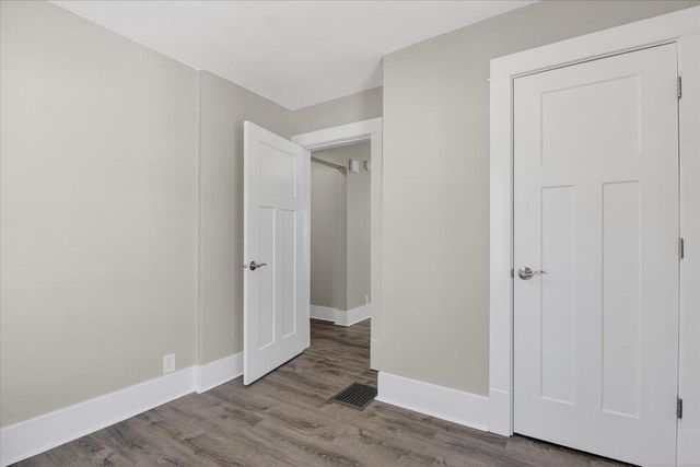 1403 E Van Buren Street, Janesville, WI 53545