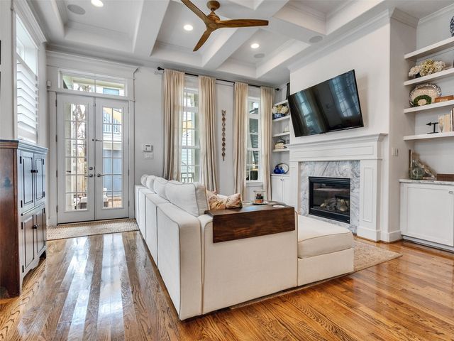 616 W 26th Street, Houston, TX 77008