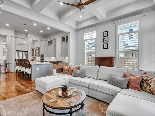 616 W 26th Street, Houston, TX 77008