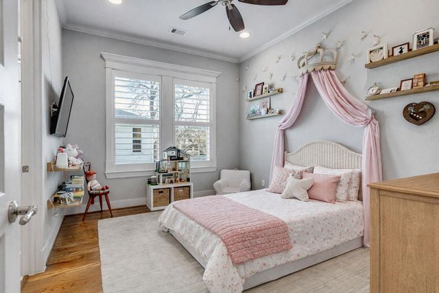 616 W 26th Street, Houston, TX 77008