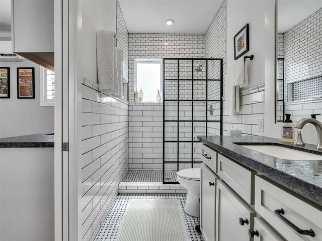 616 W 26th Street, Houston, TX 77008