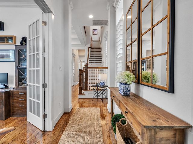 616 W 26th Street, Houston, TX 77008