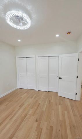 172 Choir Lane, Westbury, NY 11590