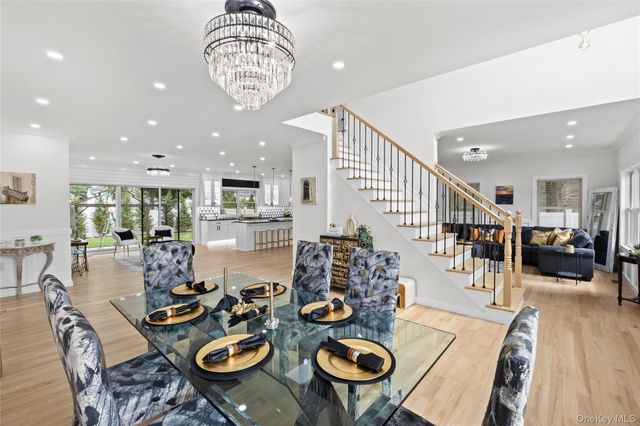 172 Choir Lane, Westbury, NY 11590