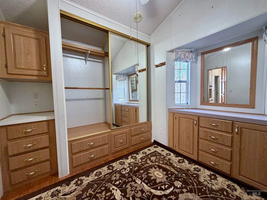 201 Chief Looking Glass Ln, Kamiah, ID 83536 photo 10