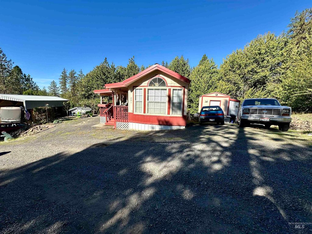 201 Chief Looking Glass Ln, Kamiah, ID 83536 photo 21