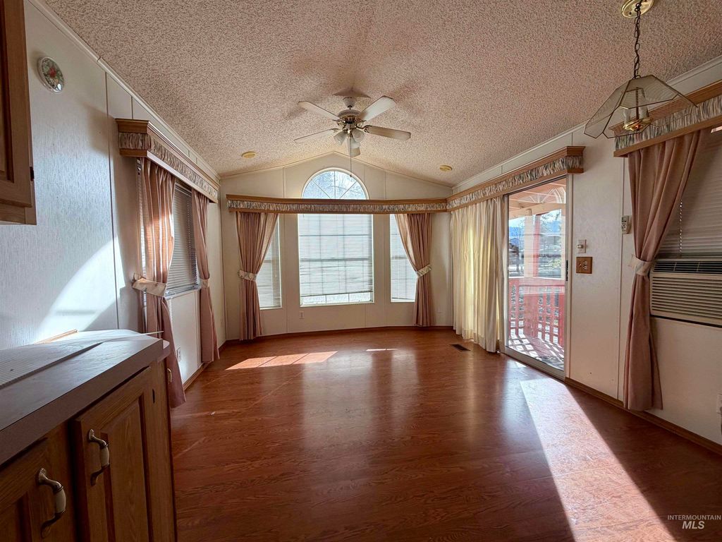 201 Chief Looking Glass Ln, Kamiah, ID 83536 photo 5