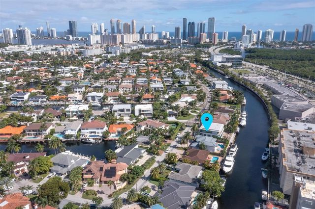 2940 NE 164th St, North Miami Beach, FL 33160