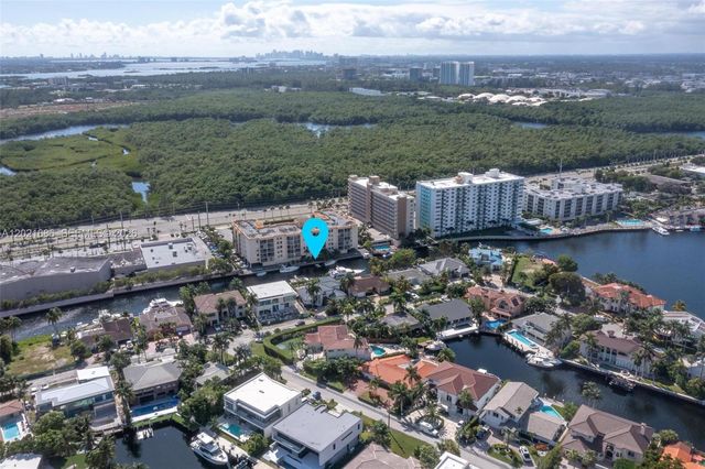 2940 NE 164th St, North Miami Beach, FL 33160