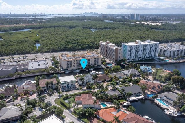2940 NE 164th St, North Miami Beach, FL 33160