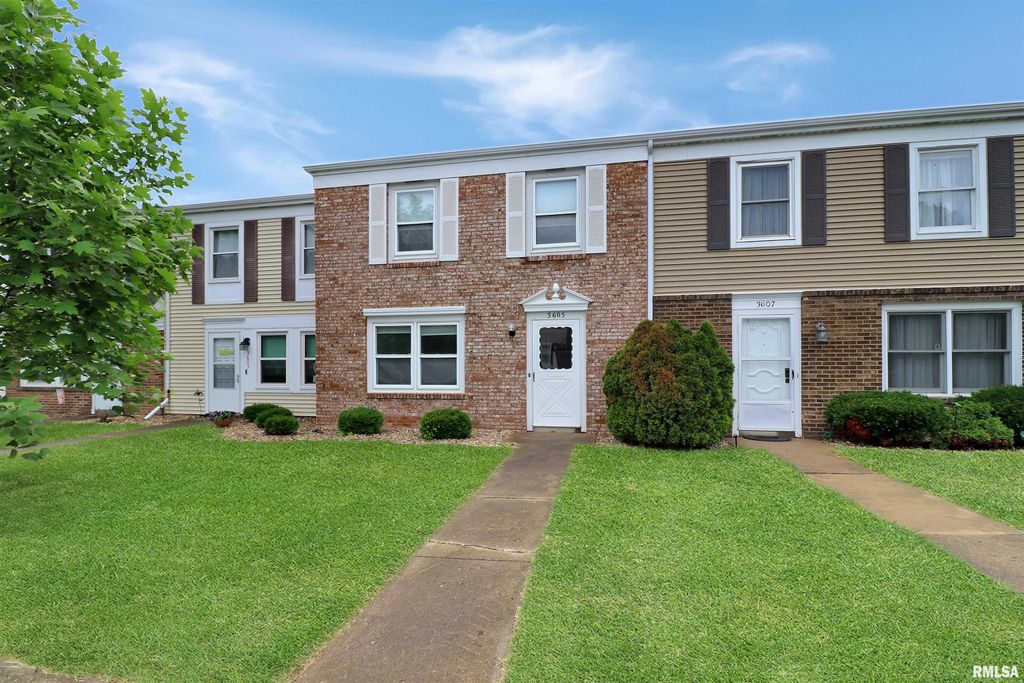 3605 N SANDIA Drive, Peoria, IL 61604