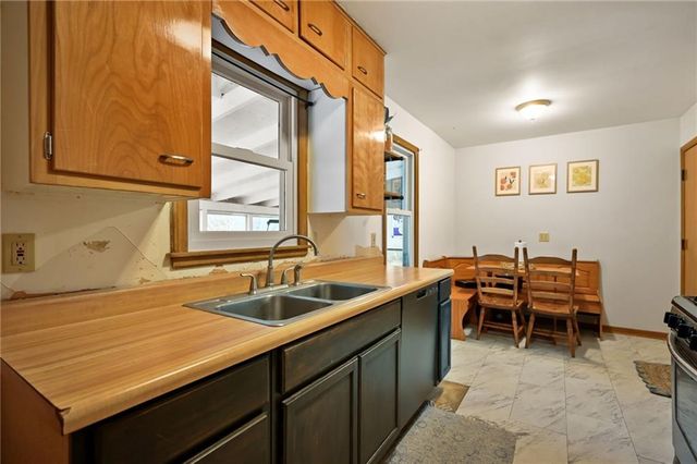 4357 N Drury Avenue, Kansas City, MO 64117