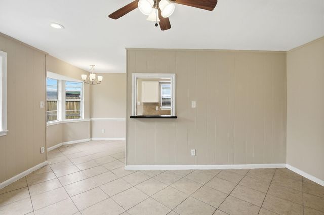 6046 W Airport Boulevard, Houston, TX 77035