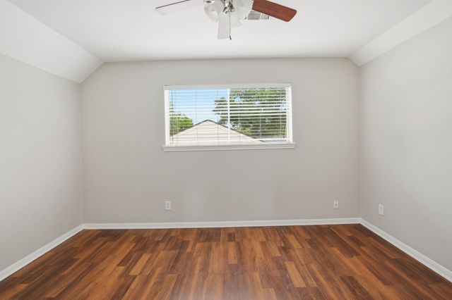 6046 W Airport Boulevard, Houston, TX 77035