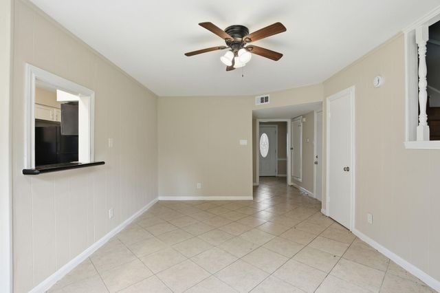 6046 W Airport Boulevard, Houston, TX 77035