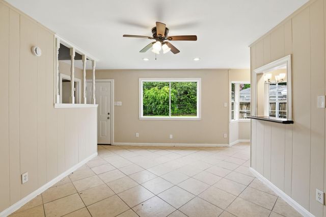6046 W Airport Boulevard, Houston, TX 77035