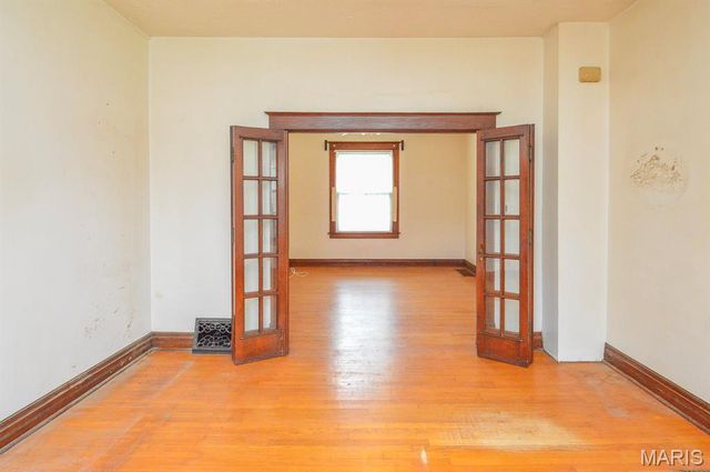 302 N Alton Street, Lebanon, IL 62254