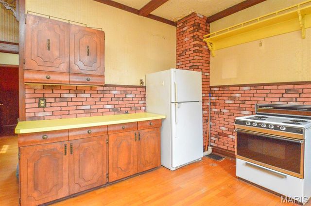 302 N Alton Street, Lebanon, IL 62254