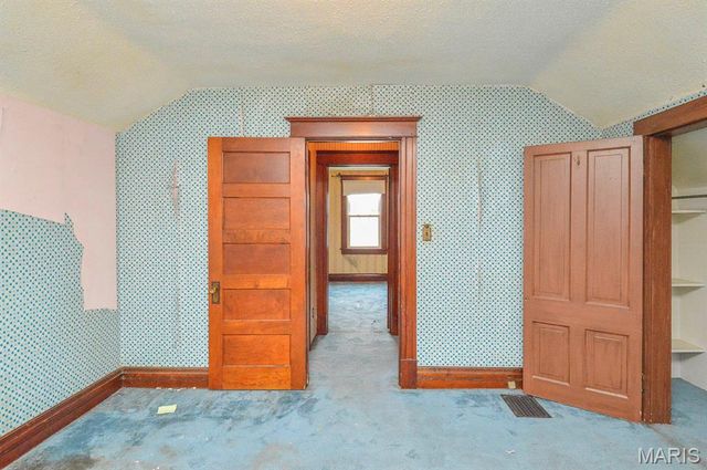 302 N Alton Street, Lebanon, IL 62254