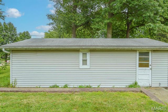 302 N Alton Street, Lebanon, IL 62254