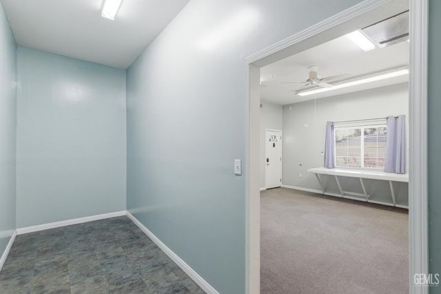 6606 Desmond Avenue, Bakersfield, CA 93308