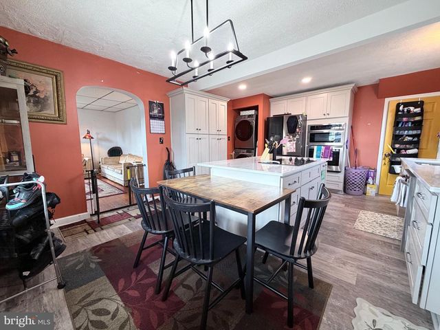 1137 STANLEY AVENUE, Chambersburg, PA 17201
