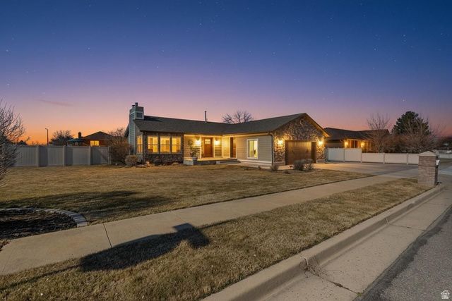 5581 S 100 W, Washington Terrace, UT 84405