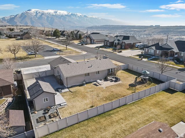 5581 S 100 W, Washington Terrace, UT 84405