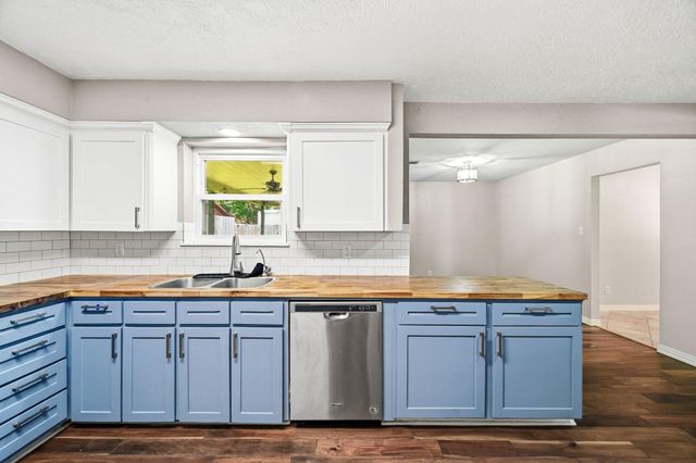 3602 W Sweet Gum Drive, Spring, TX 77388