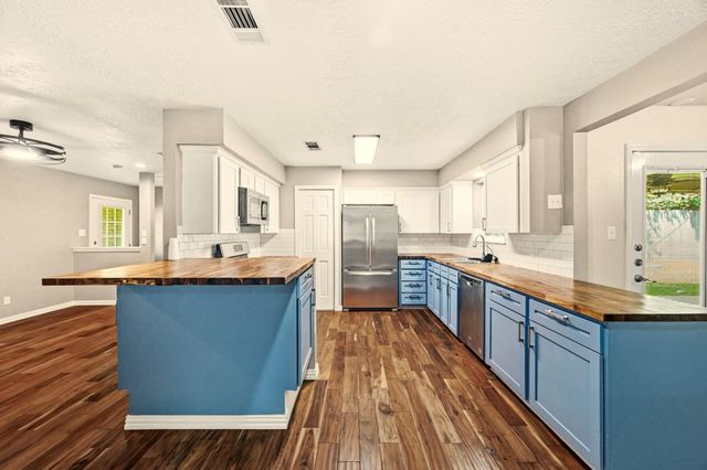 3602 W Sweet Gum Drive, Spring, TX 77388