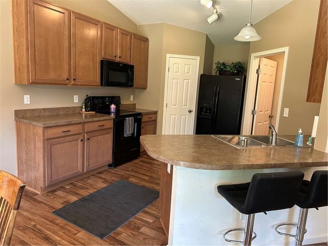 55 Shady Pines Avenue, Springboro, OH 45066