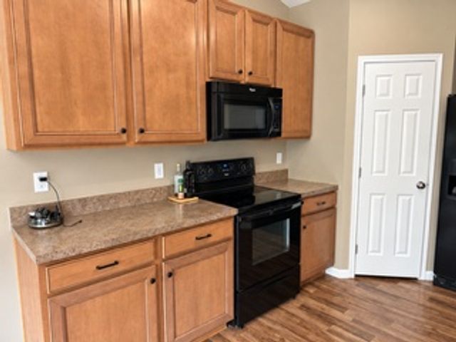 55 Shady Pines Avenue, Springboro, OH 45066