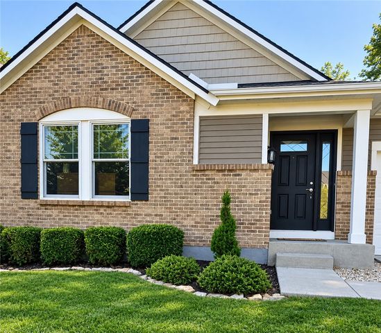 55 Shady Pines Avenue, Springboro, OH 45066