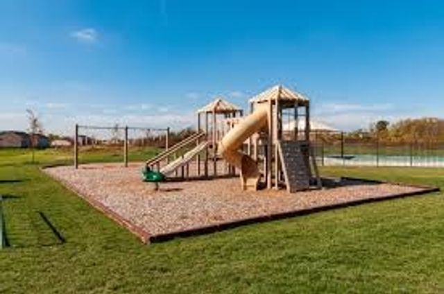 55 Shady Pines Avenue, Springboro, OH 45066