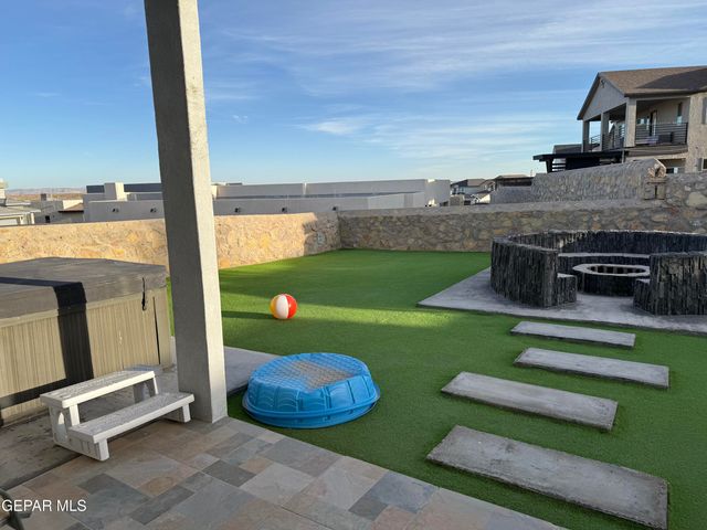 12568 Barbaro Way, El Paso, TX 79928