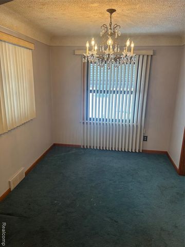 21106 Curie Avenue, Warren, MI 48091