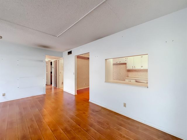 1104 GREEN PINE E1, West Palm Beach, FL 33409