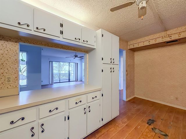 1104 GREEN PINE E1, West Palm Beach, FL 33409