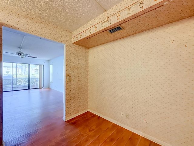 1104 GREEN PINE E1, West Palm Beach, FL 33409
