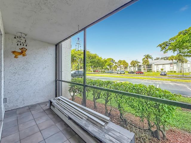 1104 GREEN PINE E1, West Palm Beach, FL 33409