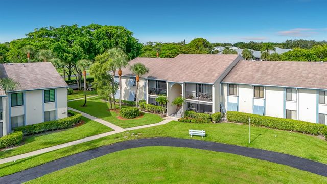 1104 GREEN PINE E1, West Palm Beach, FL 33409