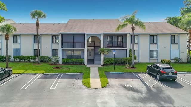 1104 GREEN PINE E1, West Palm Beach, FL 33409
